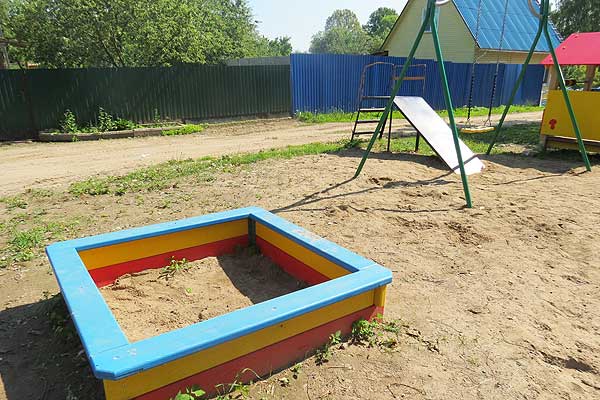 Детские площадки: от беды может отделять лишь шаг