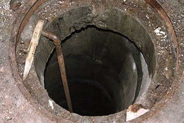Опасность под ногами: смерть в канализации