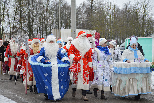 “Елка-фэст”: в Толочине выберут лучших Деда Мороза и Снегурочку