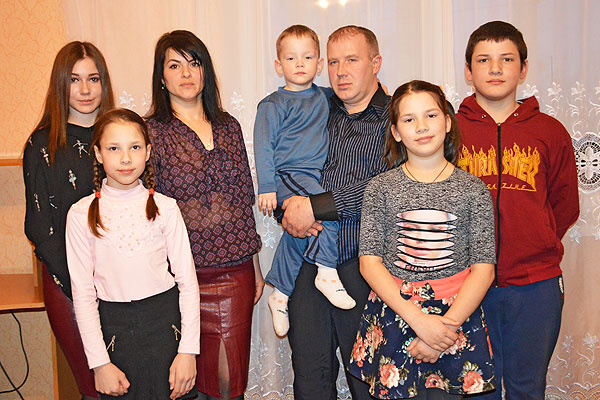 Анна Герасимова из Толочина — счастливая мама пятерых детей