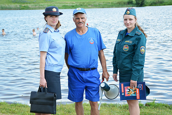 В Толочинском районе сотрудники РОЧС, РОВД и ОСВОДа ведут патрулирование мест купания