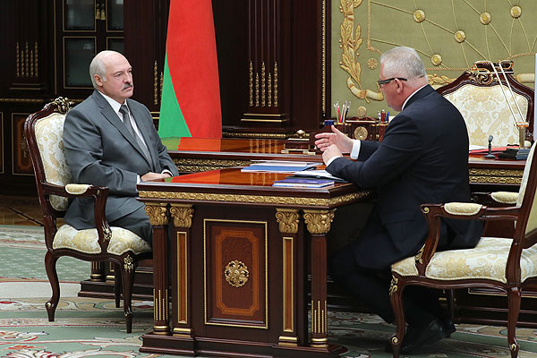 Тема недели: Лукашенко требует обеспечить подготовку к школе всех без исключения детей