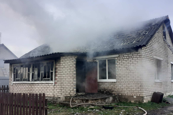 В жилом доме в Толочине произошёл пожар вечером 20 апреля