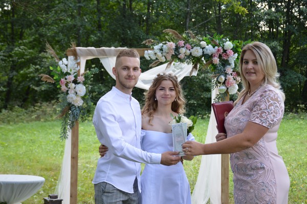 В Толочине прошла первая за три года выездная регистрация брака (+фото)