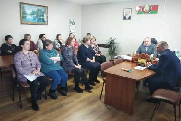 В Толочинском лесхозе обсудили изменения и дополнения в Конституцию Республики Беларусь