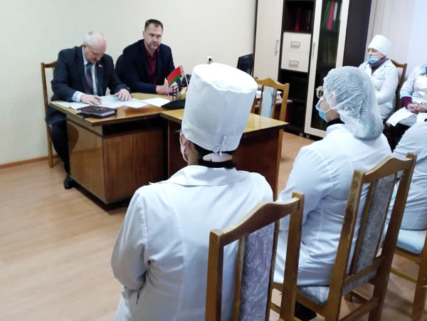 Кохановские медики изучили проект изменений и дополнений Конституции Беларуси