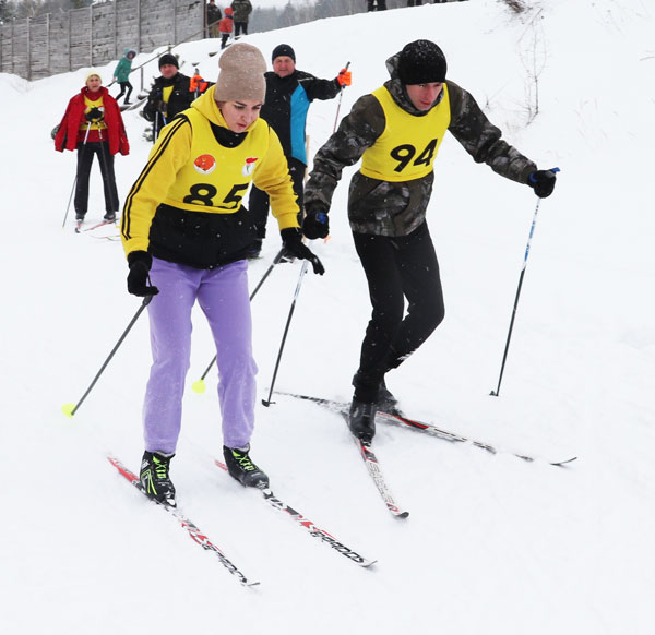 В Толочинском районе состоялись эстафетные гонки лыжников (+фото)