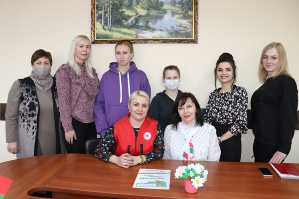 Вопросы укрепления семьи и направленные на это вынесенные на референдум изменения и дополнения в Конституцию Республики Беларусь обсудили на диалоговой площадке
