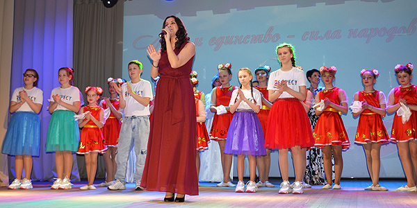 День единения народов Беларуси и России отметили в Толочине (+фото)