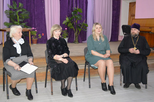 В Толочине состоялось тематическое мероприятие «Мир в семье — семья в мире»