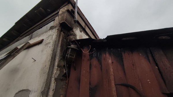 Ночью в Коханово спасатели потушили пожар в сарае (+фото)