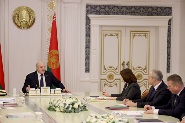 Тема недели: Как изменится работа правительства и нормативная база Беларуси? Лукашенко озвучил свои требования