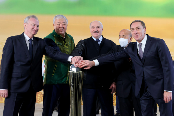 Тема недели: «Подарок, который мы сделали своими руками». Лукашенко официально запустил производство БНБК