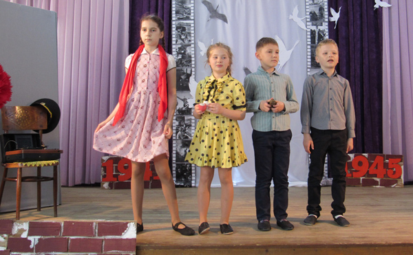 Конкурс чтецов «Дети помнят» прошел в Толочине (+фото)