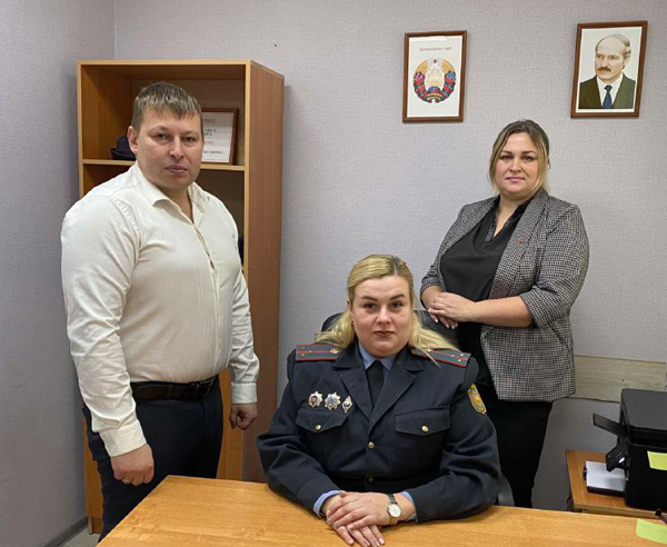 Профессиональный праздник отмечают сотрудники подразделений по гражданству и миграции МВД Беларуси
