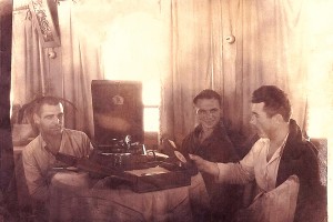 Гребушков Федор в госпитале в Астрахани. Первый слева направо.