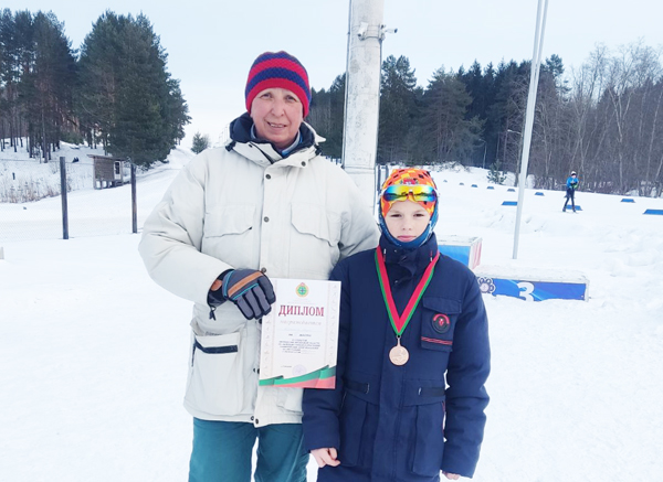 С бронзовой медалью вернулся с открытого первенства области по лыжным гонкам Андрей Коротков