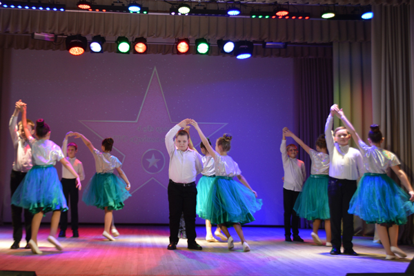 В Толочине прошел районный праздник танца «Хрустальный башмачок»